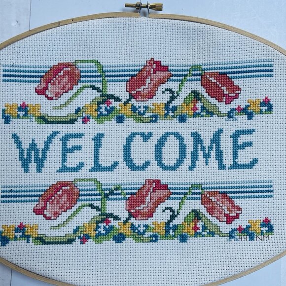 Handmade Home Cross Stitch Ring Art Welcome Floral Decor - Picture 2 of 5